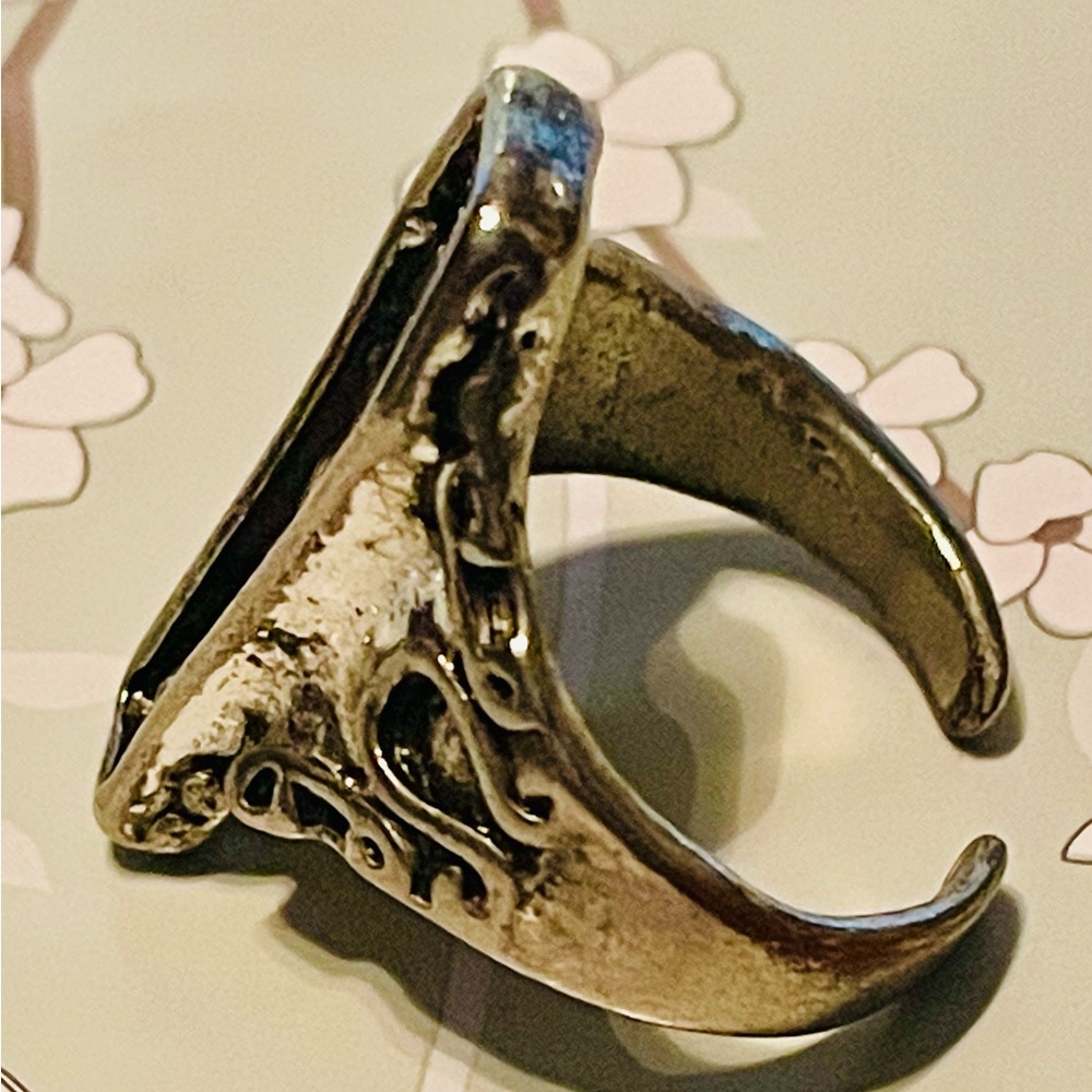 Antique Silver Tone Gothic Ring Featuring a Mummy Figure. Adjustable - Picture 2 of 6